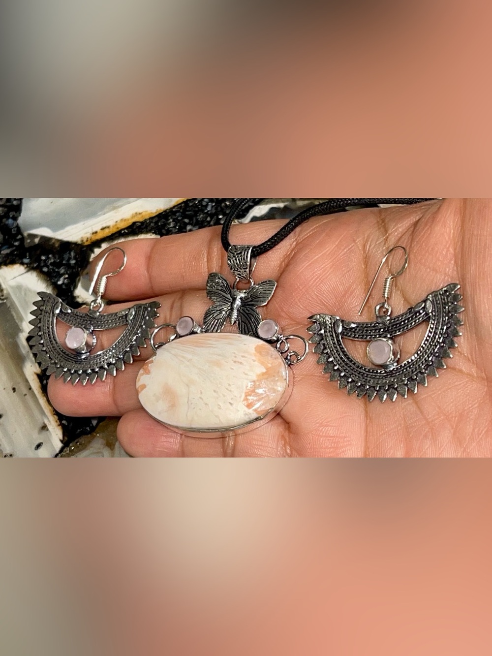 Scolecite Crystal & Faceted Chalcedony Pendant & Earrings Set